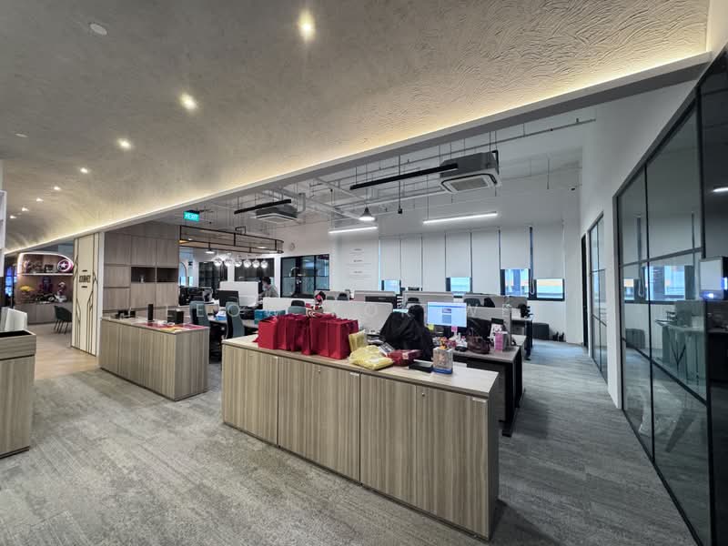 Tai seng fitted office @ 50 pax above mrt station, , 6,000 sqft, Light Industrial (B1) For Rent, by Leow Kok Wee, 24204442 - CommercialGuru.com.sg