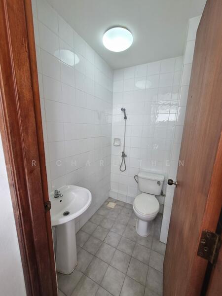 Gold Palm Mansions, 139 Lorong K Telok Kurau, 2 Bedrooms, 1,033 sqft, Apartment For Rent, by Richard Then, 24204593 - PropertyGuru.com.sg