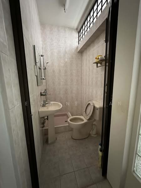 West Coast Drive, , 1 Bedroom, 150 sqft, Terraced House For Rent, by Delphine Chan, 24205038 - PropertyGuru.com.sg