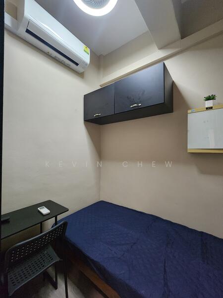The Sunny Spring, 50 Lorong 40 Geylang, 5 Bedrooms, 1,195 sqft, Apartment For Rent, by Kevin Chew, 24205895 - Ultilty Converted to another Bedroom - PropertyGuru.com.sg