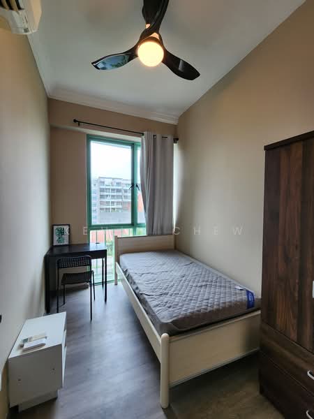 The Sunny Spring, 50 Lorong 40 Geylang, 5 Bedrooms, 1,195 sqft, Apartment For Rent, by Kevin Chew, 24205895 - Bedroom 1 - PropertyGuru.com.sg