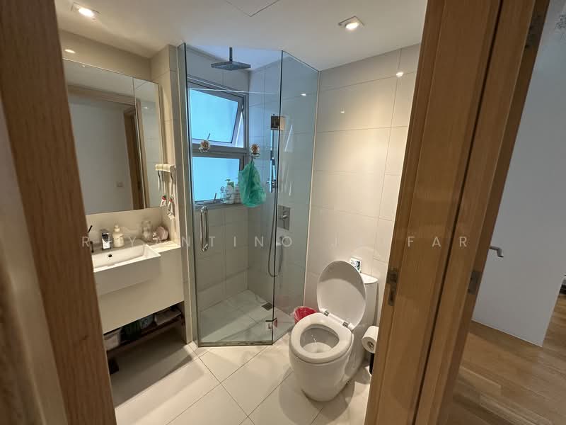 Eight Riversuites, 2 Whampoa East, 3 Bedrooms, 987 sqft, Condominium For Rent, by Riyantino Jaffar, 24207477 - PropertyGuru.com.sg