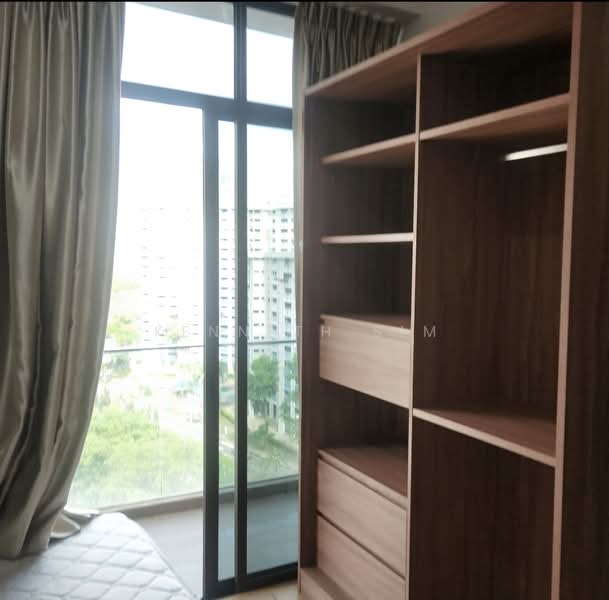 Neem Tree, 30 Jalan Kemaman, 2 Bedrooms, 710 sqft, Apartment For Rent, by Kenneth Sim, 24207612 - Master bedroom with attached bathroom n access to balcony - PropertyGuru.com.sg