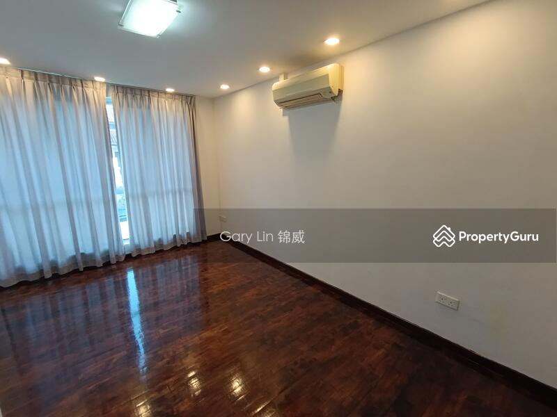 For Sale - Landed terrace @ Macpherson Garden Estate