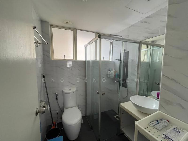 Bullion Park, Seletar / Yio Chu Kang, 3 Bedrooms, 1,259 sqft, Condominium For Rent, by Ong Beng Yew, 24207713 - PropertyGuru.com.sg