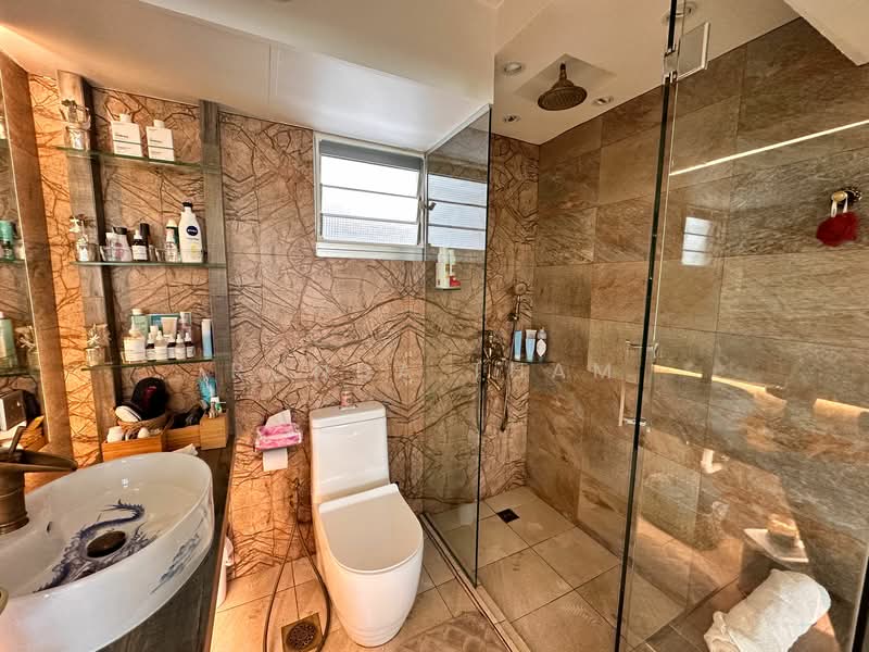 121B Canberra Street HDB Flat For Sale at S$ 850,000 | PropertyGuru Singapore