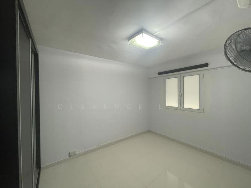 241 Yishun Ring Road, 241 Yishun Ring Road, Sembawang / Yishun, 2 Bedrooms, 721 sqft, HDB Flat For Rent, by Clarence Lim, 24210492 - PropertyGuru.com.sg