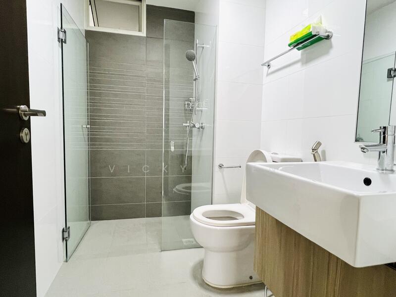 Lake Life, 8 Tao Ching Road, 4 Bedrooms, 1,249 sqft, Executive Condominium For Rent, by Vicky Chen, 24210624 - PropertyGuru.com.sg