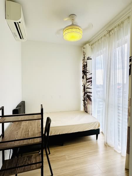 Lake Life, 8 Tao Ching Road, 4 Bedrooms, 1,249 sqft, Executive Condominium For Rent, by Vicky Chen, 24210624 - PropertyGuru.com.sg