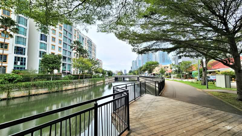 Sunflower View, 30 Lorong 36 Geylang, 3 Bedrooms, 1,023 sqft, Condominium For Sale, by G B Sze, 24211184 - PropertyGuru.com.sg