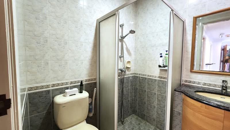 Sunflower View, 30 Lorong 36 Geylang, 3 Bedrooms, 1,023 sqft, Condominium For Sale, by G B Sze, 24211184 - PropertyGuru.com.sg