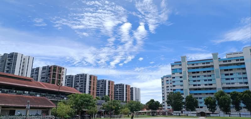 742 Yishun Avenue 5, 742 Yishun Avenue 5, 2 Bedrooms, 721 sqft, HDB Flat For Rent, by Veronica Lee, 24211323 - PropertyGuru.com.sg