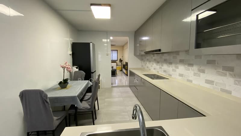742 Yishun Avenue 5, 742 Yishun Avenue 5, 2 Bedrooms, 721 sqft, HDB Flat For Rent, by Veronica Lee, 24211323 - PropertyGuru.com.sg