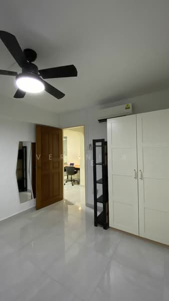 742 Yishun Avenue 5, 742 Yishun Avenue 5, 2 Bedrooms, 721 sqft, HDB Flat For Rent, by Veronica Lee, 24211323 - PropertyGuru.com.sg