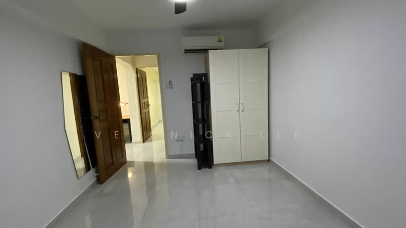 742 Yishun Avenue 5, 742 Yishun Avenue 5, 2 Bedrooms, 721 sqft, HDB Flat For Rent, by Veronica Lee, 24211323 - PropertyGuru.com.sg