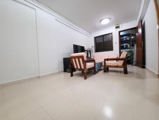 For Rent - 411 Tampines Street 41