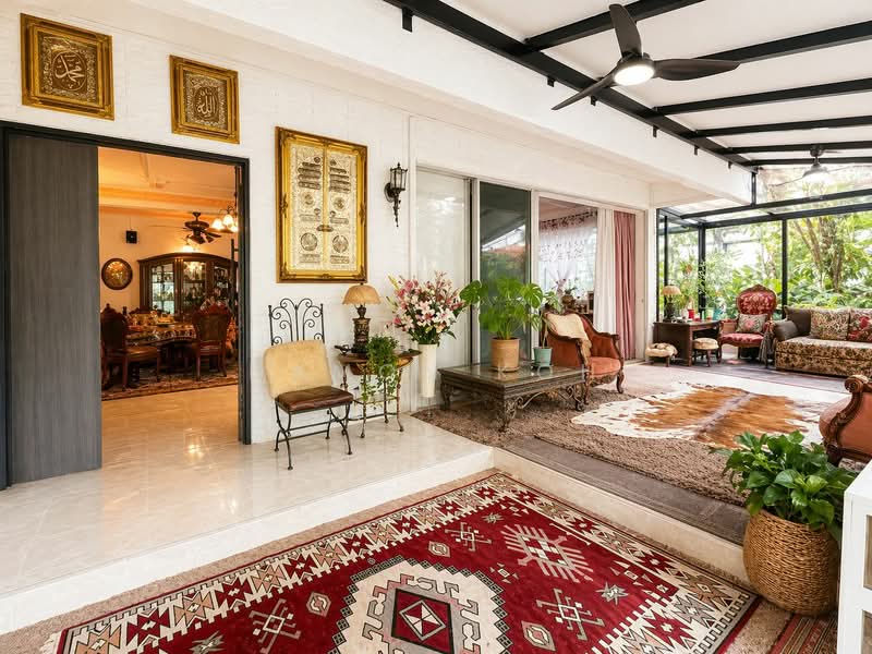 For Sale - Freehold Semi D @ Changi