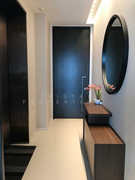 Scotts Square, 8 Scotts Road, 1 Bedroom, 635 sqft, Condominium For Rent, by YIP WAI LEONG, EDWIN (EDWIN YIP), 24214603 - PropertyGuru.com.sg