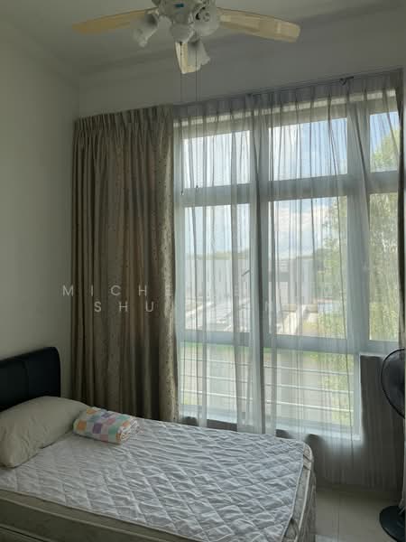 Laguna 88, 46 Eastwood Road, 3 Bedrooms, 1,130 sqft, Condominium For Sale, by Michelle Lim Shu Ching, 24215730 - PropertyGuru.com.sg