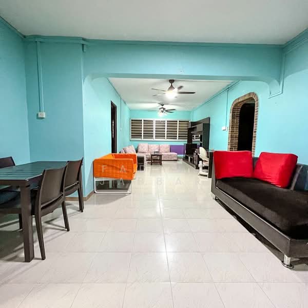170 Bukit Batok West Avenue 8, 170 Bukit Batok West Avenue 8, 2 Bedrooms, 1,108 sqft, HDB Flat For Rent, by Fadhil Jabbar, 24221751 - PropertyGuru.com.sg