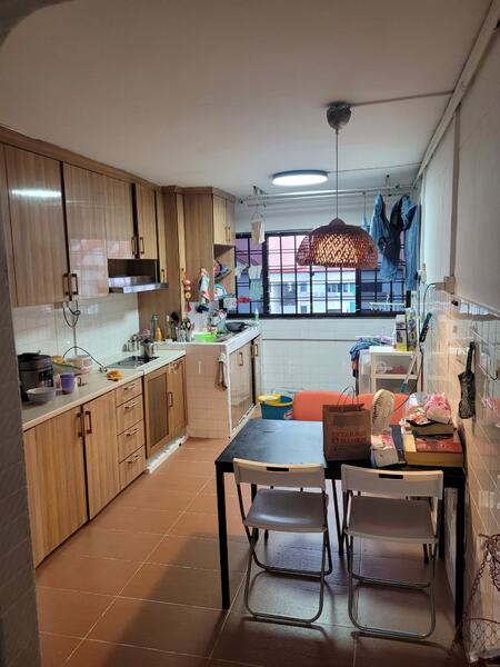 For Rent - 304 Jurong East Street 32