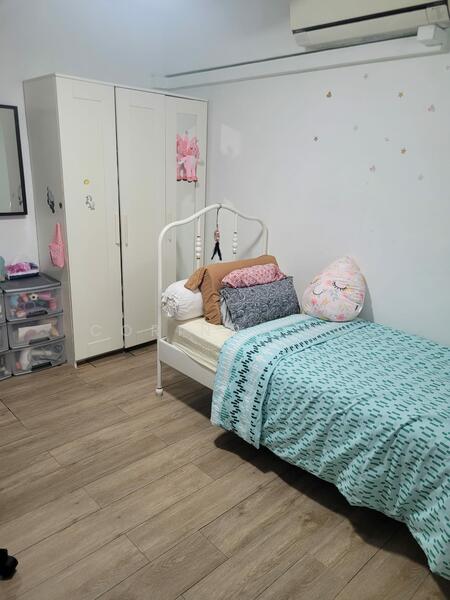 For Rent - 304 Jurong East Street 32