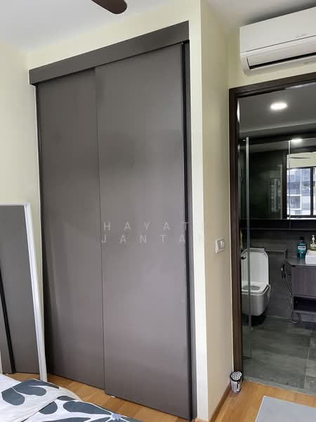 Grandeur Park Residences, 3 Bedok South Avenue 3, 2 Bedrooms, 667 sqft, Condominium For Rent, by Hayati Jantan, 24226718 - PropertyGuru.com.sg
