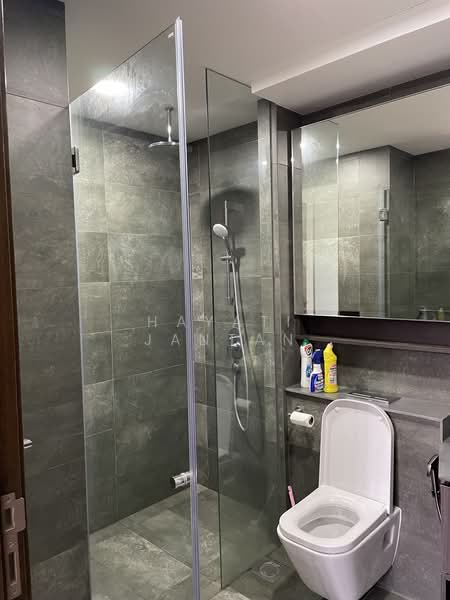 Grandeur Park Residences, 3 Bedok South Avenue 3, 2 Bedrooms, 667 sqft, Condominium For Rent, by Hayati Jantan, 24226718 - PropertyGuru.com.sg
