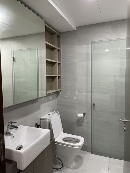 Grandeur Park Residences, 3 Bedok South Avenue 3, 2 Bedrooms, 667 sqft, Condominium For Rent, by Hayati Jantan, 24226718 - PropertyGuru.com.sg