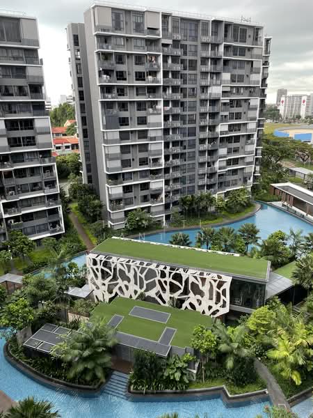 Grandeur Park Residences, 3 Bedok South Avenue 3, 2 Bedrooms, 667 sqft, Condominium For Rent, by Hayati Jantan, 24226718 - PropertyGuru.com.sg