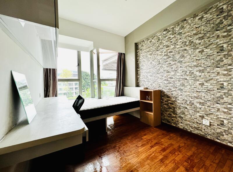 For Rent - The Calrose