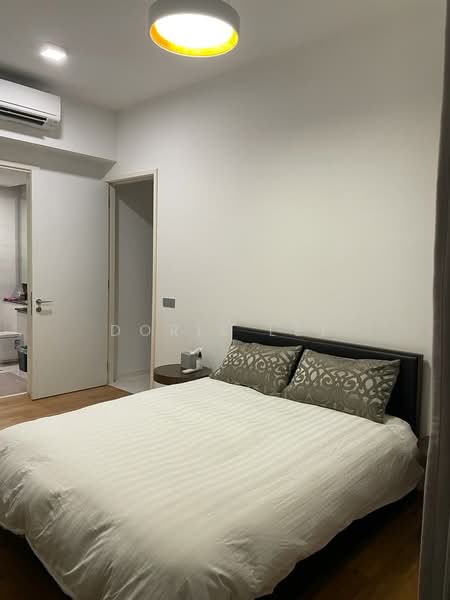 Reflections at Keppel Bay, 3 Keppel Bay View, 2 Bedrooms, 1,076 sqft, Condominium For Rent, by Doris Lee, 24227623 - Master bedroom - PropertyGuru.com.sg
