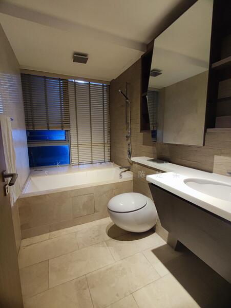 For Rent - V on Shenton