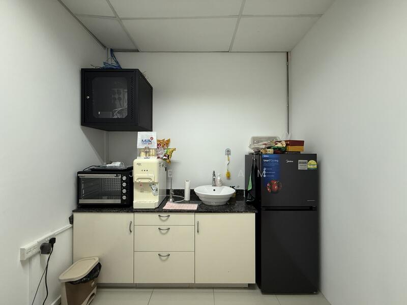 Primz Bizhub, 21 Woodlands Close singapore, 950 sqft, Light Industrial (B1) For Rent, by Joe Tham, 24229160 - CommercialGuru.com.sg