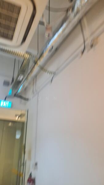 Oxley Tower, 138 Robinson Road, Boat Quay / Raffles Place / Marina, 194 sqft, Mall Shop For Sale, by Funn Kam, 24229297 - CommercialGuru.com.sg