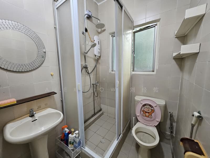 Hollywood Apartments, 100-100D Oxley Rise, 3 Bedrooms, 990 sqft, Apartment For Rent, by Alex Low 刘经佑, 24230447 - PropertyGuru.com.sg