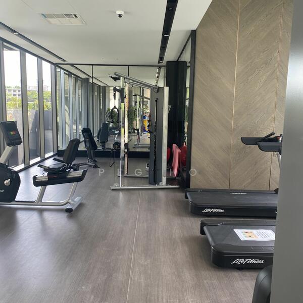 Margaret Ville, 20 Margaret Dr, 1 Bedroom, 527 sqft, Apartment For Rent