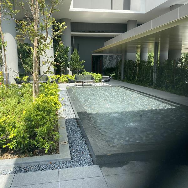 Margaret Ville, 20 Margaret Dr, 1 Bedroom, 527 sqft, Apartment For Rent