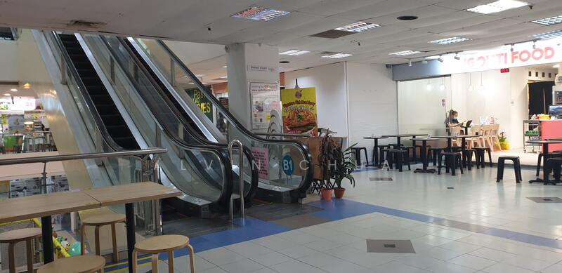 Bukit Timah Shopping Centre, 170 Upper Bukit Timah Road, 258 sqft, Mall Shop For Sale, by Alvin Chua, 24231475 - CommercialGuru.com.sg