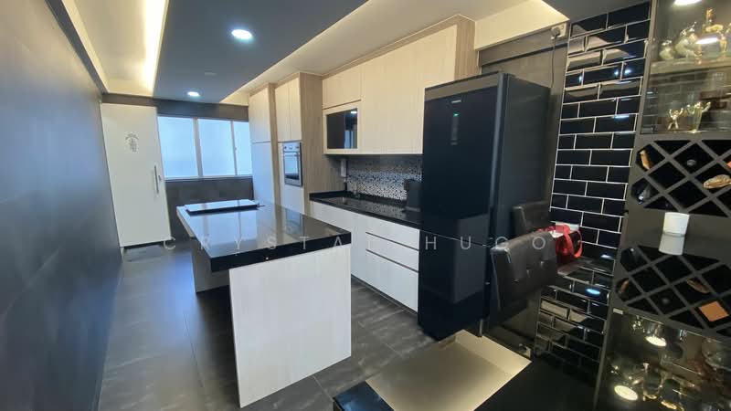 704 West Coast Road, 704 West Coast Road, 2 Bedrooms, 721 sqft, HDB Flat For Sale, by Cristal Lee, 24233010 - PropertyGuru.com.sg