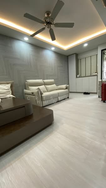 704 West Coast Road, 704 West Coast Road, 2 Bedrooms, 721 sqft, HDB Flat For Sale, by Cristal Lee, 24233010 - PropertyGuru.com.sg