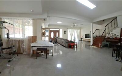 For Sale - Hai Sing Crescent: Semi-Detached