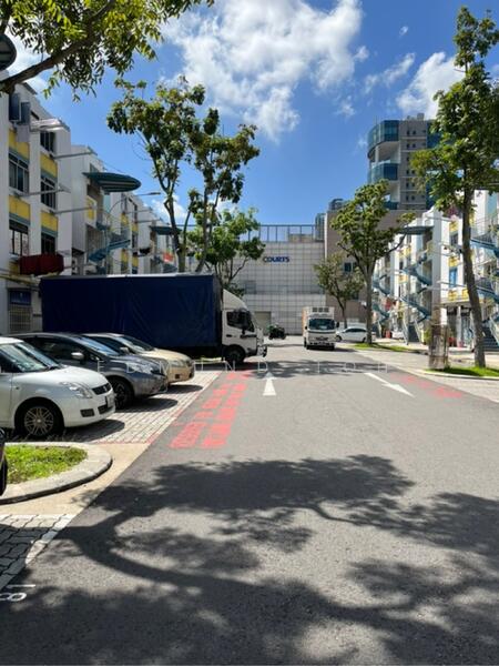 185 Toa Payoh Central, 185 Toa Payoh Central, Balestier / Toa Payoh, 710 sqft, Shop / Shophouse For Rent, by Edmund Toh, 24236528 - CommercialGuru.com.sg