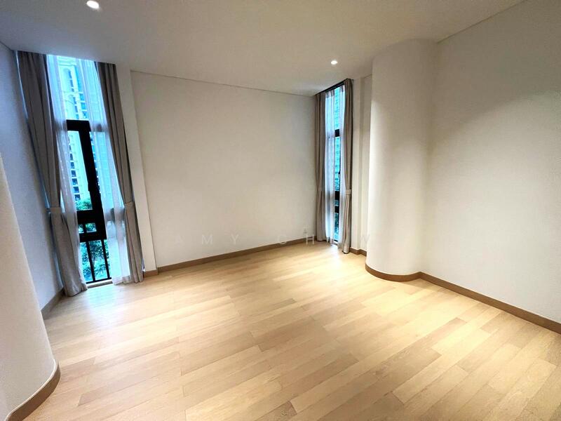 For Rent - The Colonnade