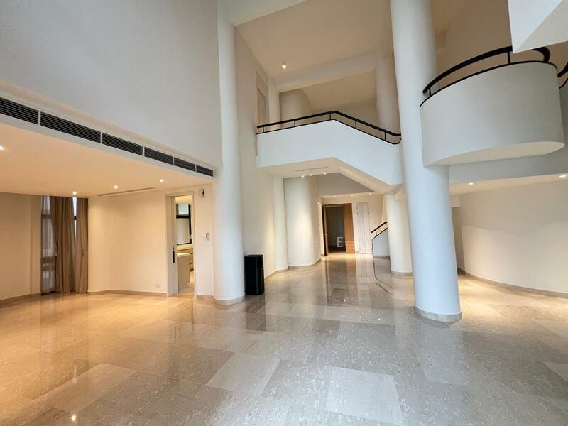 For Rent - The Colonnade