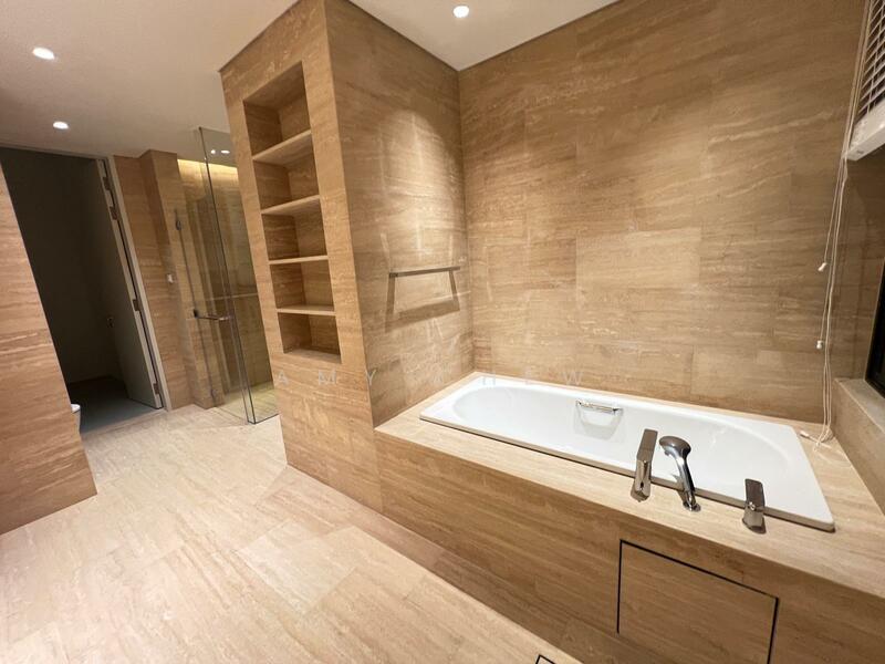 For Rent - The Colonnade