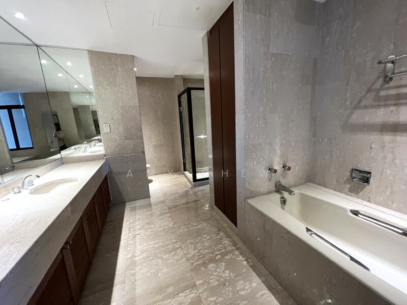 For Rent - The Colonnade