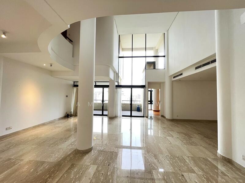 For Rent - The Colonnade