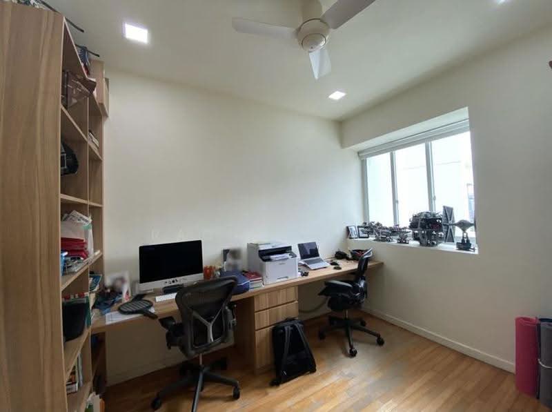 Common room or study room