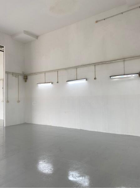 Groundfloor Workshop for rent, 184 Woodlands Industrial Park E5, 850 sqft, Factory / Workshop (B2) For Rent, by Chris Goh, 24240019 - CommercialGuru.com.sg